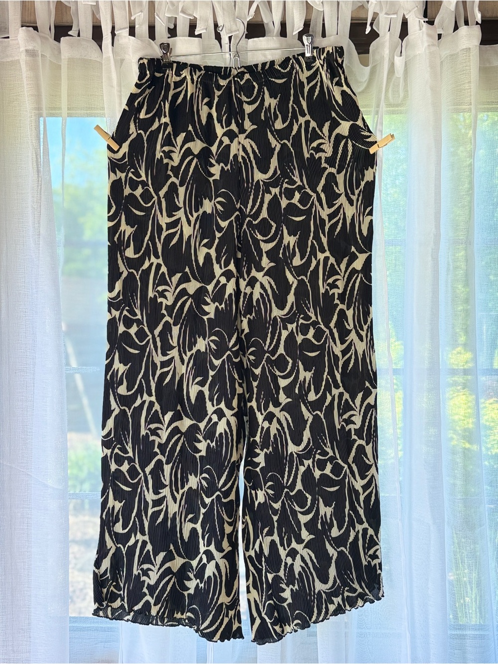 VENUS XL Pleated Two Piece Set Black Cream Crop Top Palazzo Pants Wide Leg - Picture 4 of 9